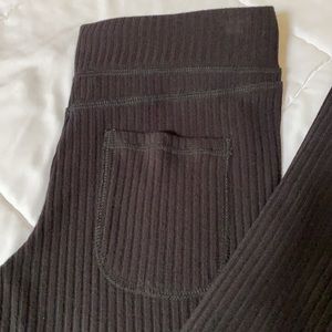 Splendid Ribbed Knit Flared Pants! Super cute and comfortable!